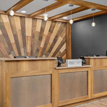 Hotel Westport Kansas City, Tapestry Collection By Hilton-2