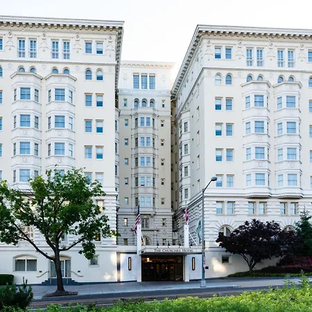 The Churchill Hotel Near Embassy Row-3
