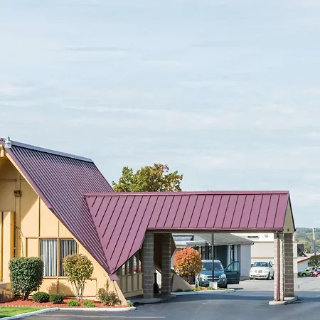 Days Inn By Wyndham Niles-2