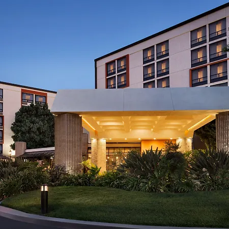 Doubletree By Hilton San Bernardino-2
