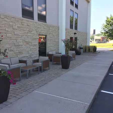 Hampton Inn Sevierville-3