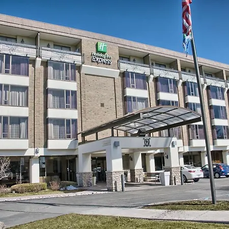 Holiday Inn Express Detroit-Birmingham By Ihg-2