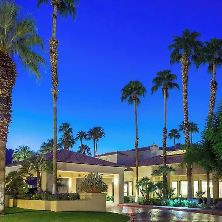 Courtyard By Marriott Palm Springs-3