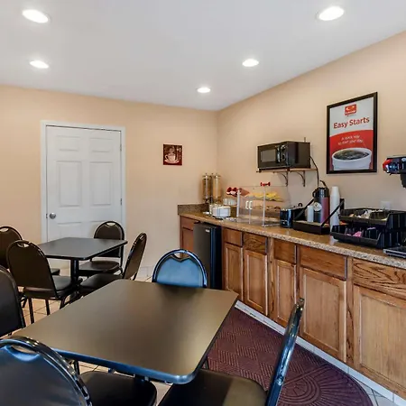 Econo Lodge Roanoke Civic Center-2