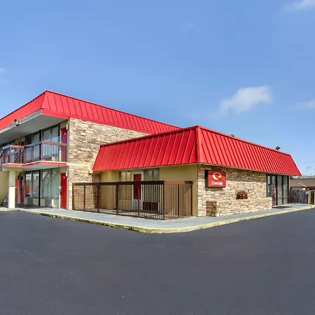 Econo Lodge Roanoke Civic Center-3