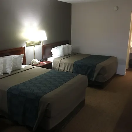 Econo Lodge Eden-3