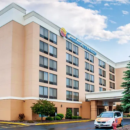 Comfort Inn & Suites Watertown - 1000 Islands-3