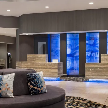 Crowne Plaza Edison By Ihg-2