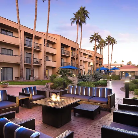 Courtyard By Marriott Phoenix North-3