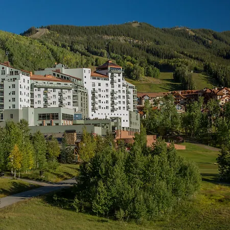 The Peaks Resort And Spa-3