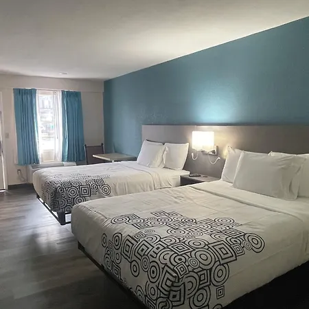 Bourbon Capital Inn-3