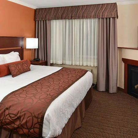 Best Western Plus Landmark Inn-3