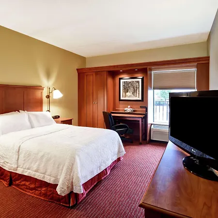 Hampton Inn Louisville Airport Fair/Expo Center-2