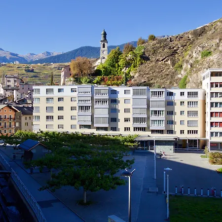 Hotel Du Rhone-3