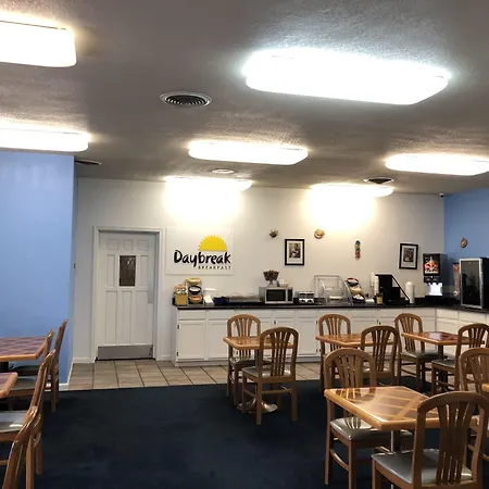 Days Inn By Wyndham Roswell-2