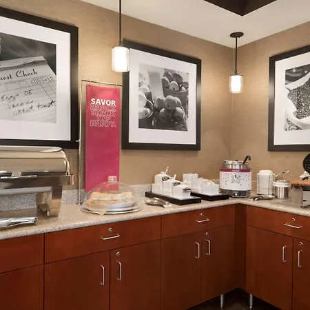 Hampton Inn Battle Creek-2