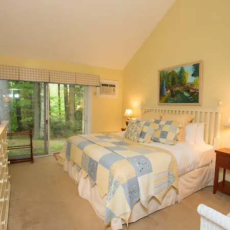 Topnotch Resort-2