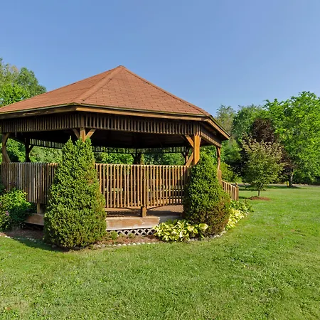 Comfort Inn Bluefield-3