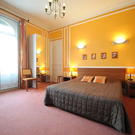 Hotel Continental Pau Centre-2