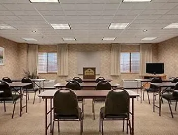 Wingate By Wyndham Pueblo-3