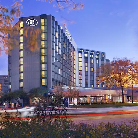 Hilton Rosemont Chicago O'Hare-3
