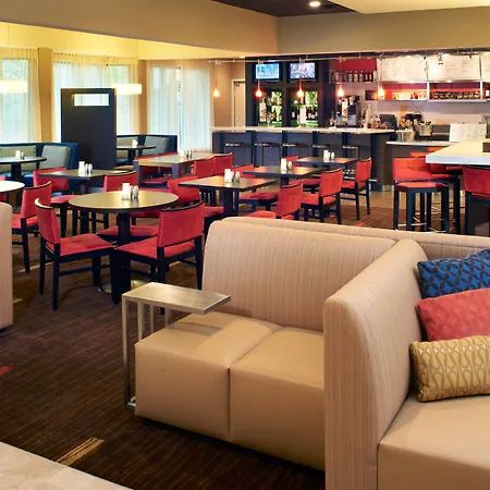 Courtyard By Marriott Lexington North-2