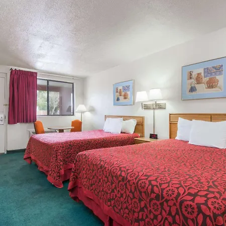 Days Inn By Wyndham Gallup-3