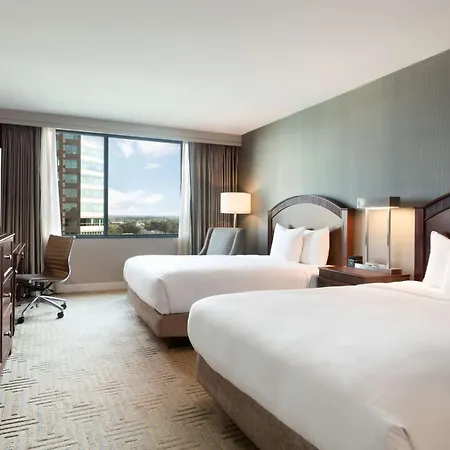 Hilton East Brunswick-3