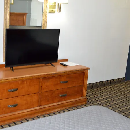 Americas Best Value Inn And Suites St. Cloud-3