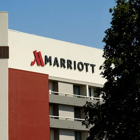 Marriott At The University Of Dayton-3