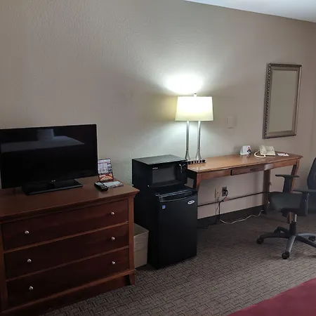Ramada By Wyndham Raleigh-3