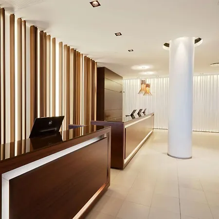 Hilton Reykjavik Nordica-3