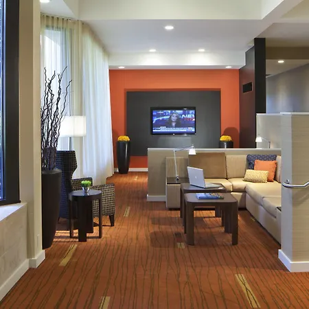 Courtyard Miami Airport West Doral-3