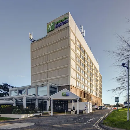 Holiday Inn Express Edinburgh City West By Ihg-2