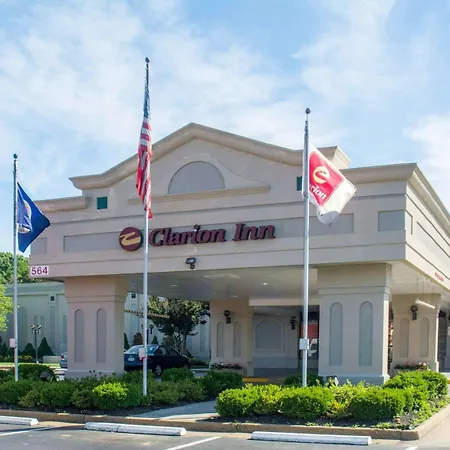 Clarion Inn-3
