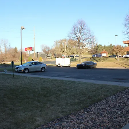 Coratel Inn And Suites Maple Grove-3