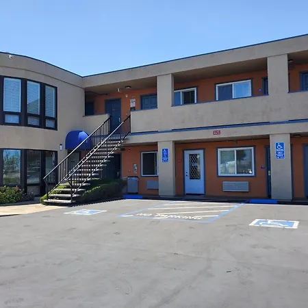 Good Living Inn-2