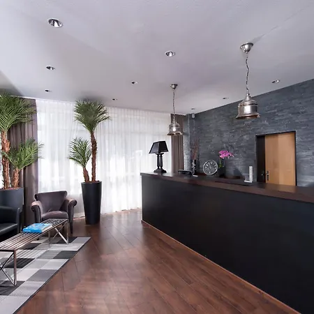 Tryp By Wyndham Luebeck Aquamarin-3