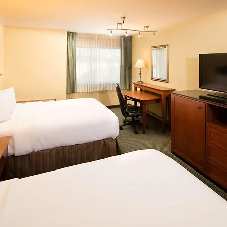 Red Lion Hotel Wenatchee City Center-3