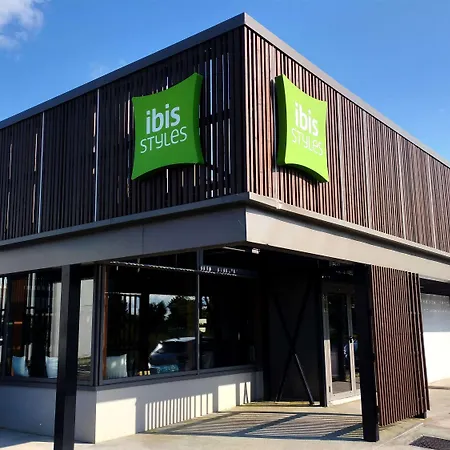 Ibis Styles Rouen Parc Expos Zenith-3