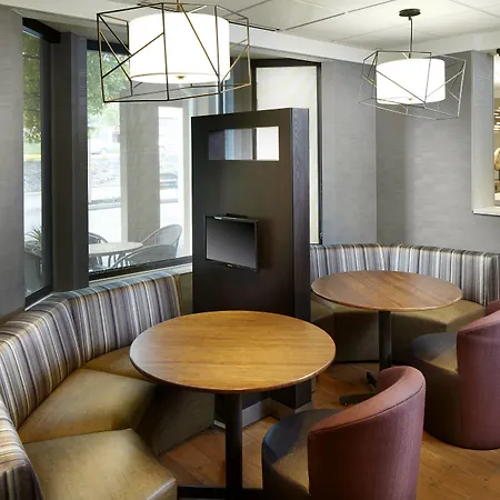 Courtyard By Marriott State College-2