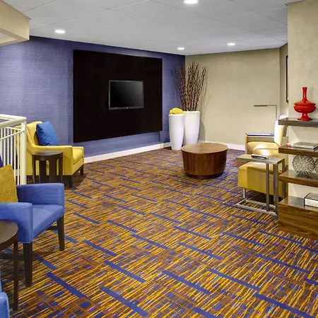 Courtyard By Marriott Columbus Downtown-2