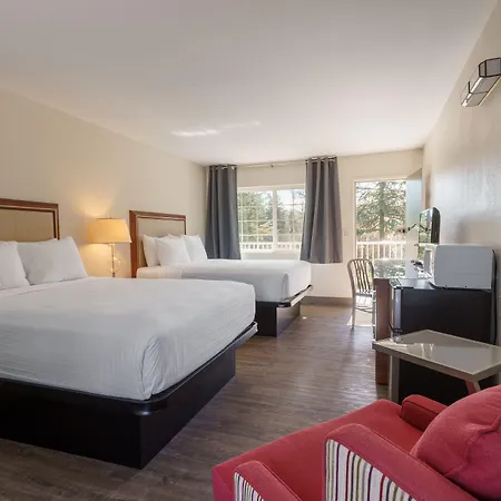 Riverfront Inn Roseburg-3