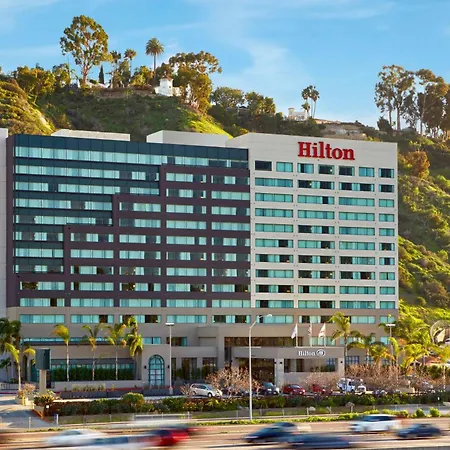 Hilton San Diego Mission Valley-3