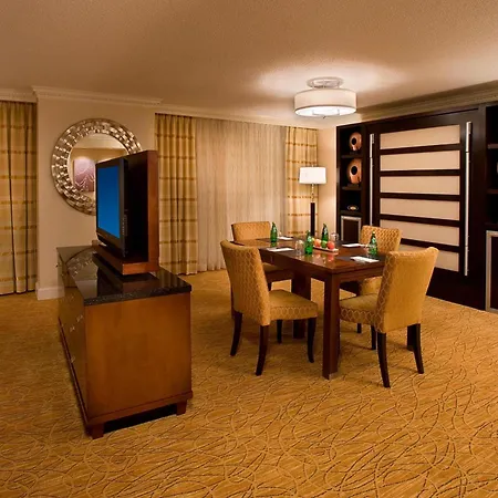 Toronto Airport Marriott Hotel-3