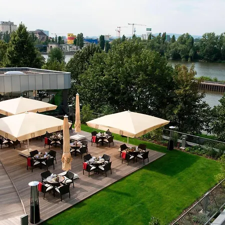 Delta Hotels by Marriott Frankfurt Offenbach-2