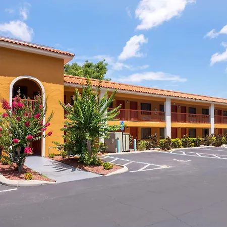 Quality Inn & Suites Mt Dora North-3
