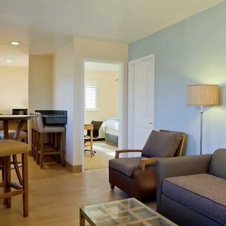 Pb Surf Beachside Inn-3