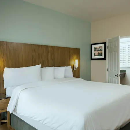 Pb Surf Beachside Inn-2