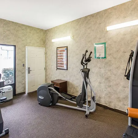 Quality Inn Tifton-3
